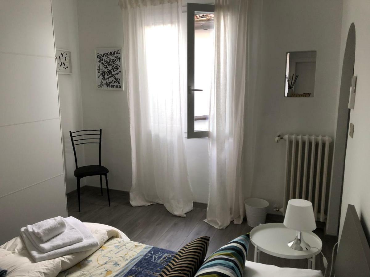 Appartamento Firenze Centro Amorino Con Terrazzo ภายนอก รูปภาพ