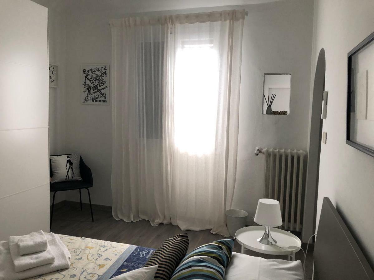 Appartamento Firenze Centro Amorino Con Terrazzo ภายนอก รูปภาพ